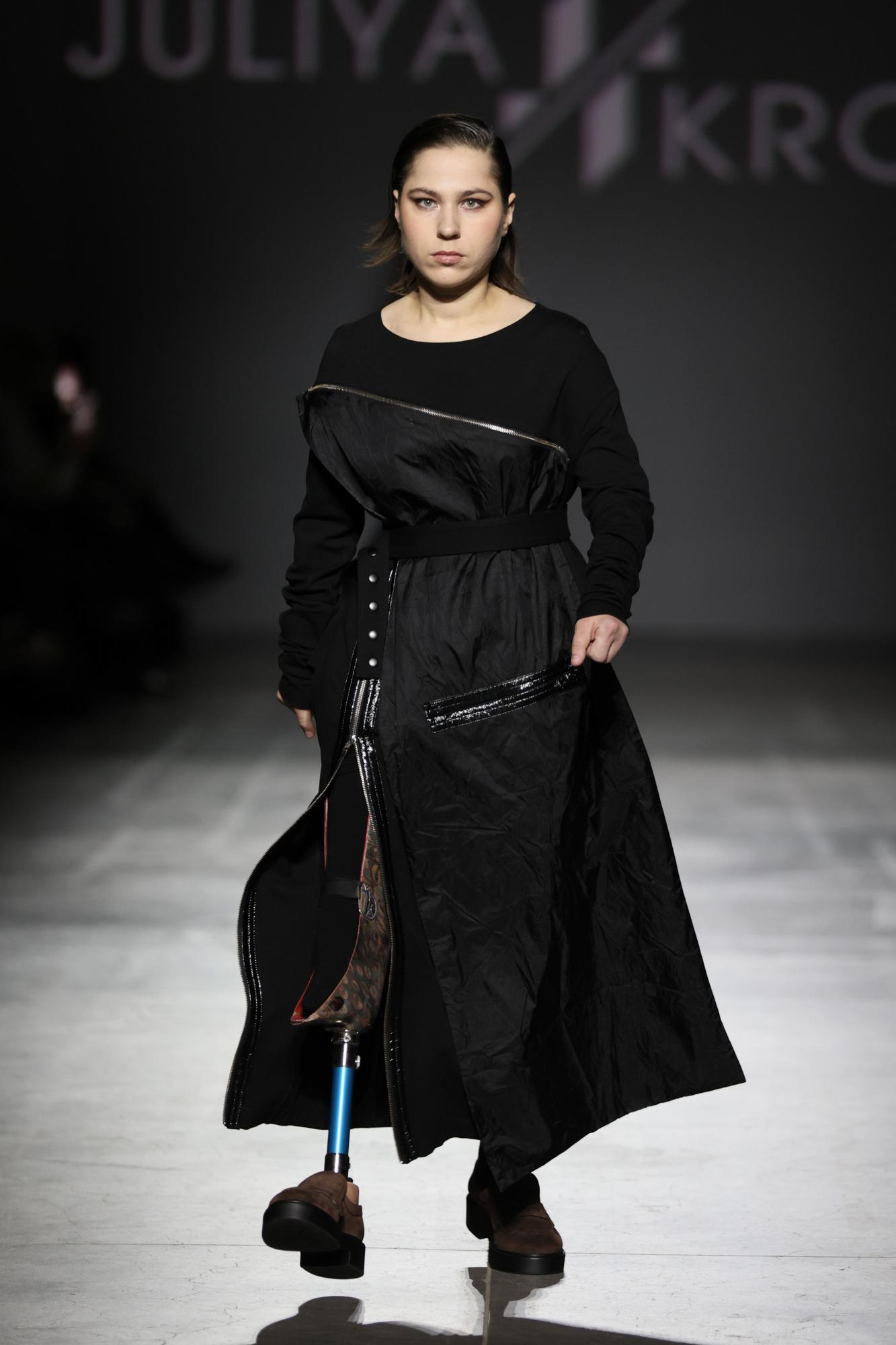 Эти 10 украинских брендов покорили Ukrainian Fashion Week: чем они запомнились (фото)